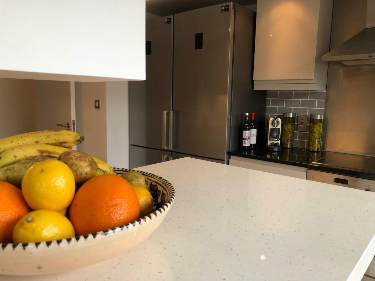 Апартаменты Ifsc Penthouse Дублин Экстерьер фото